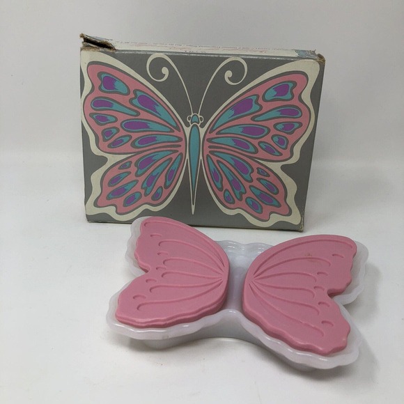 Butterfly Glass Soap Dish Avon Wings of Beauty 2 Hostess Fragrance Soaps NOS - Picture 1 of 11